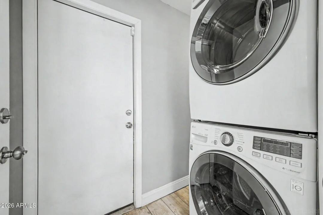 Real Estate Picture 29