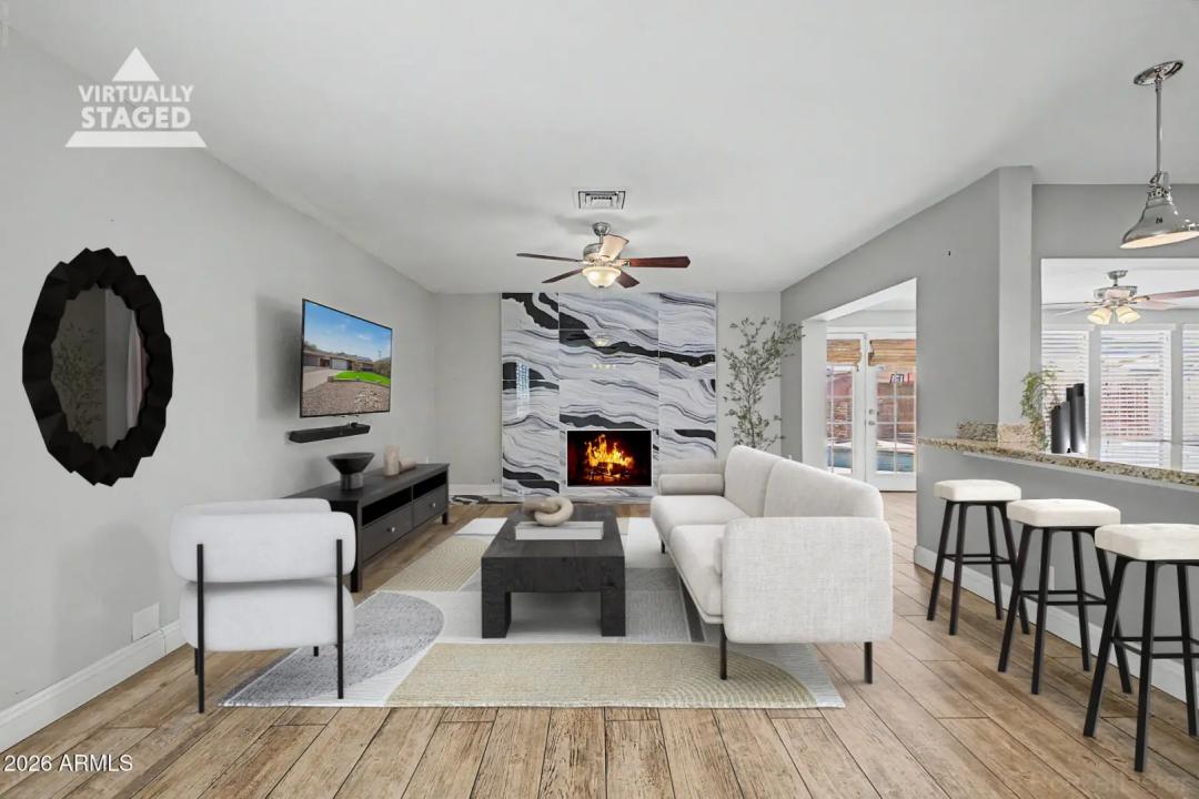 Real Estate Picture 16