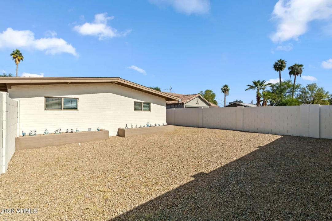 Real Estate Picture 19