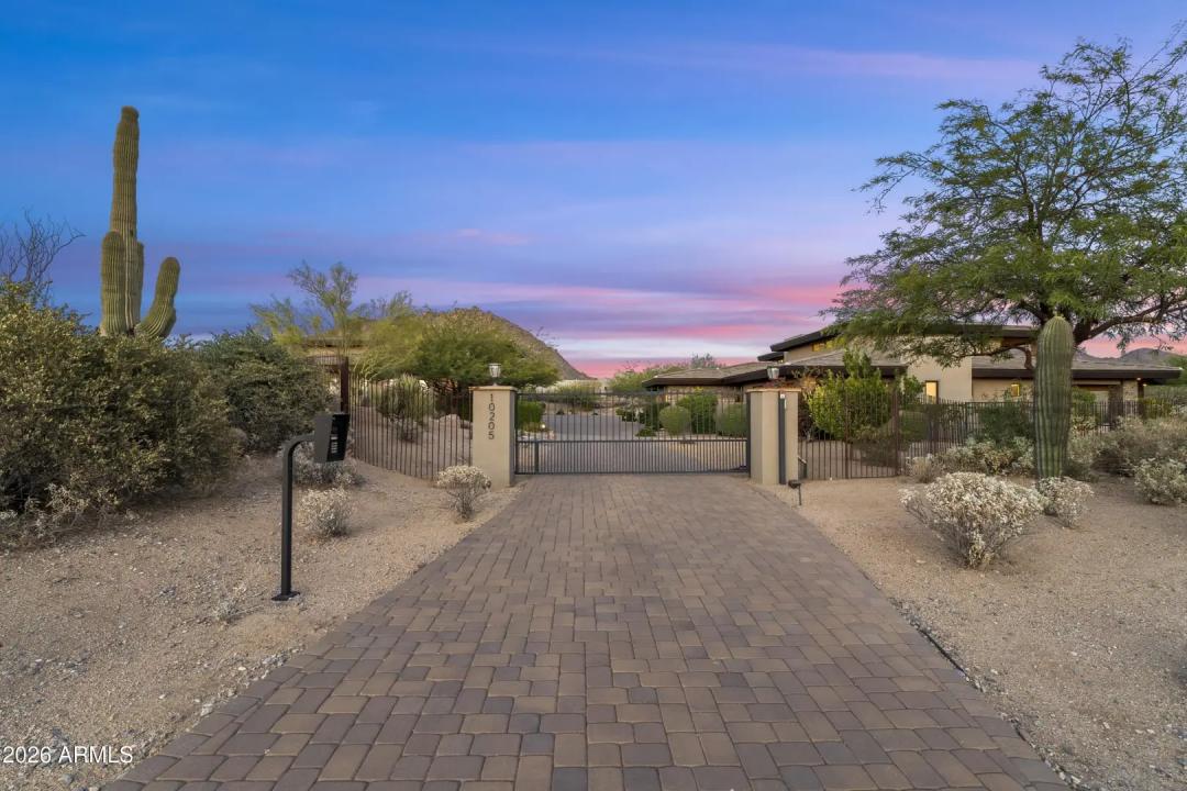 Real Estate Picture 1