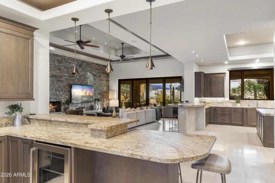 Real Estate Picture 23