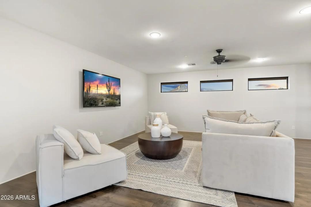 Real Estate Picture 47