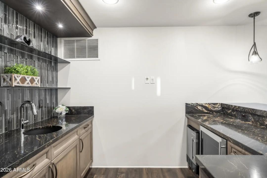Real Estate Picture 49