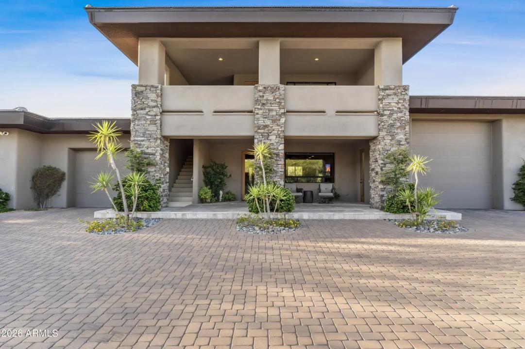 Real Estate Picture 64