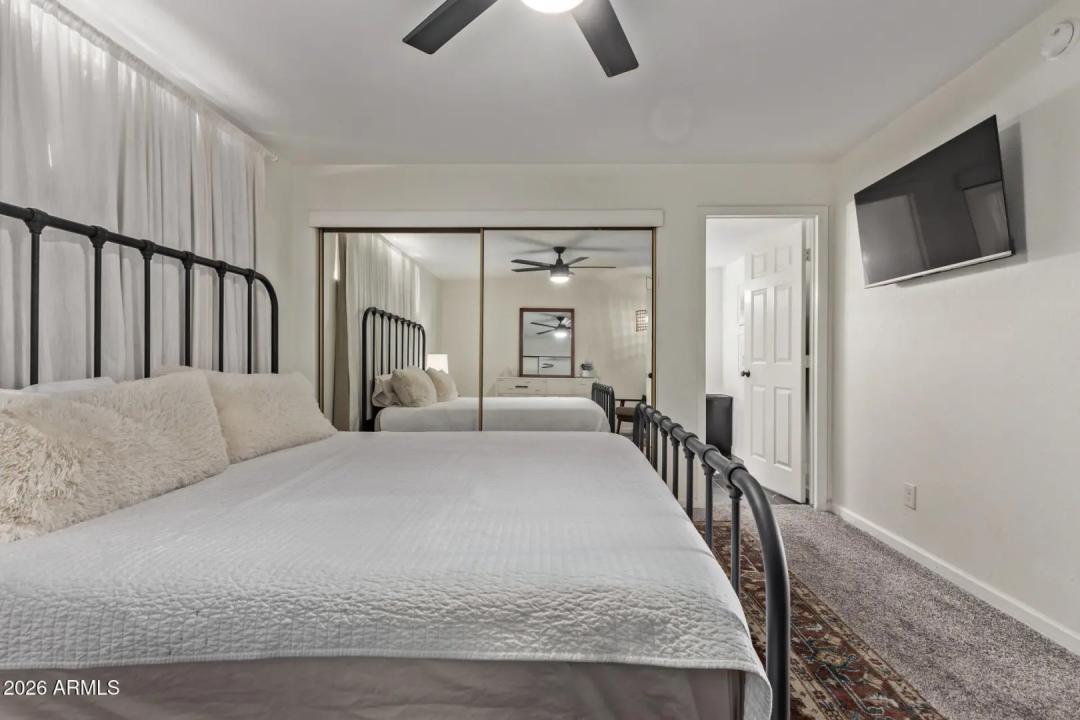 Real Estate Picture 19