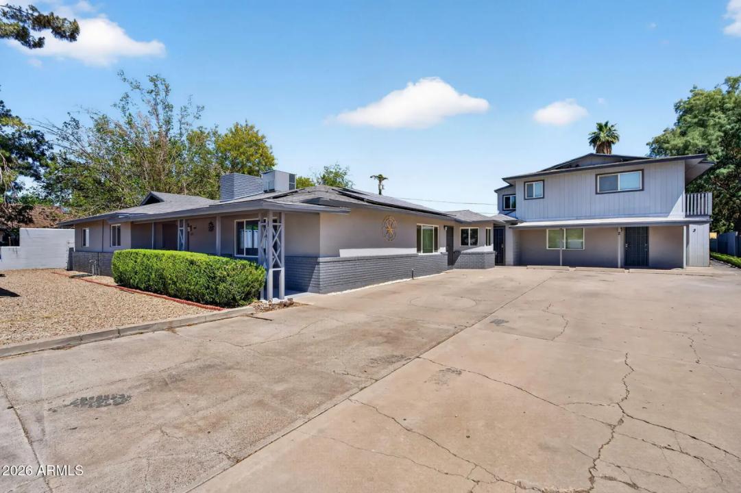 Real Estate Picture 2