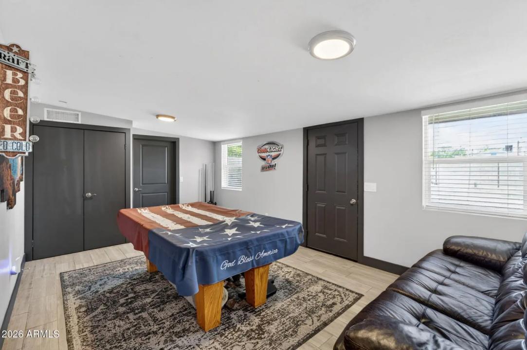Real Estate Picture 19