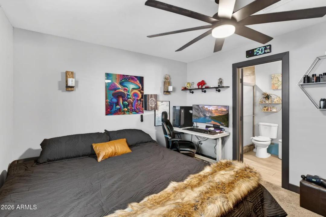 Real Estate Picture 21