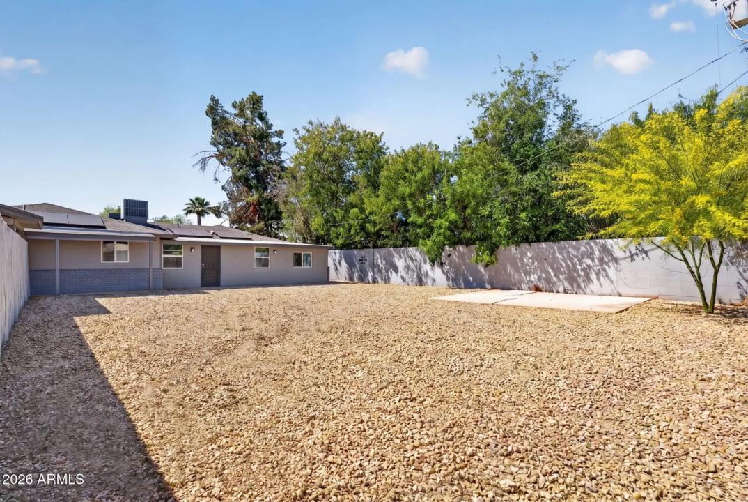 Real Estate Picture 32