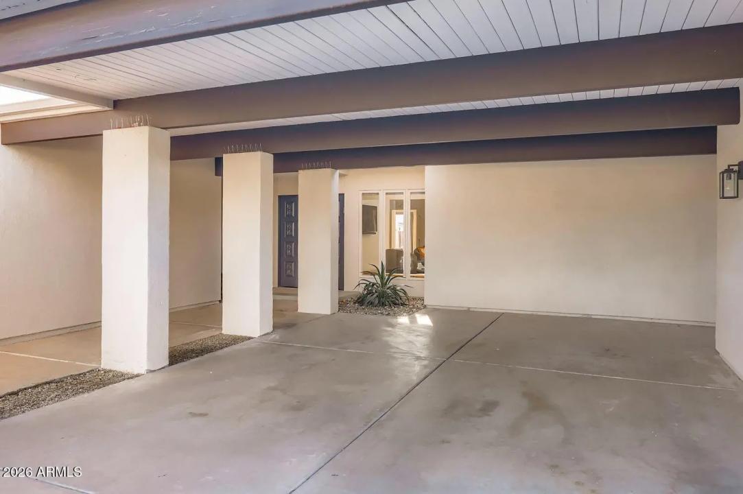 Real Estate Picture 28