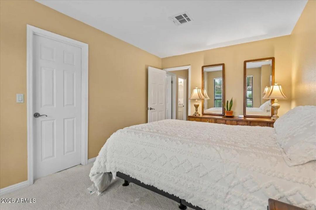 Real Estate Picture 28