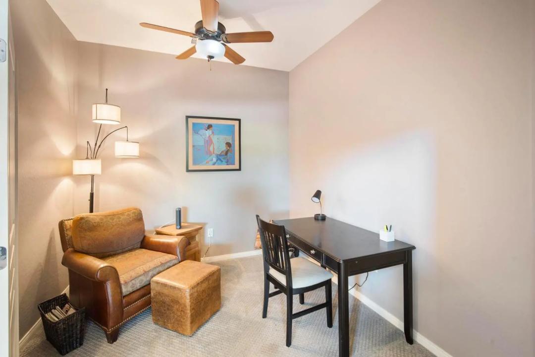 Real Estate Picture 17