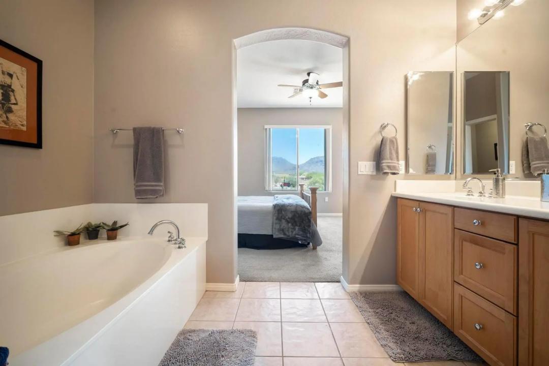 Real Estate Picture 30