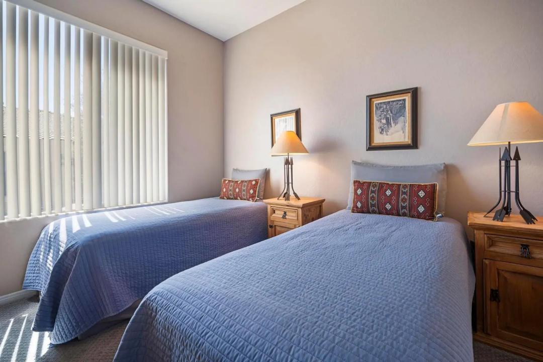 Real Estate Picture 33