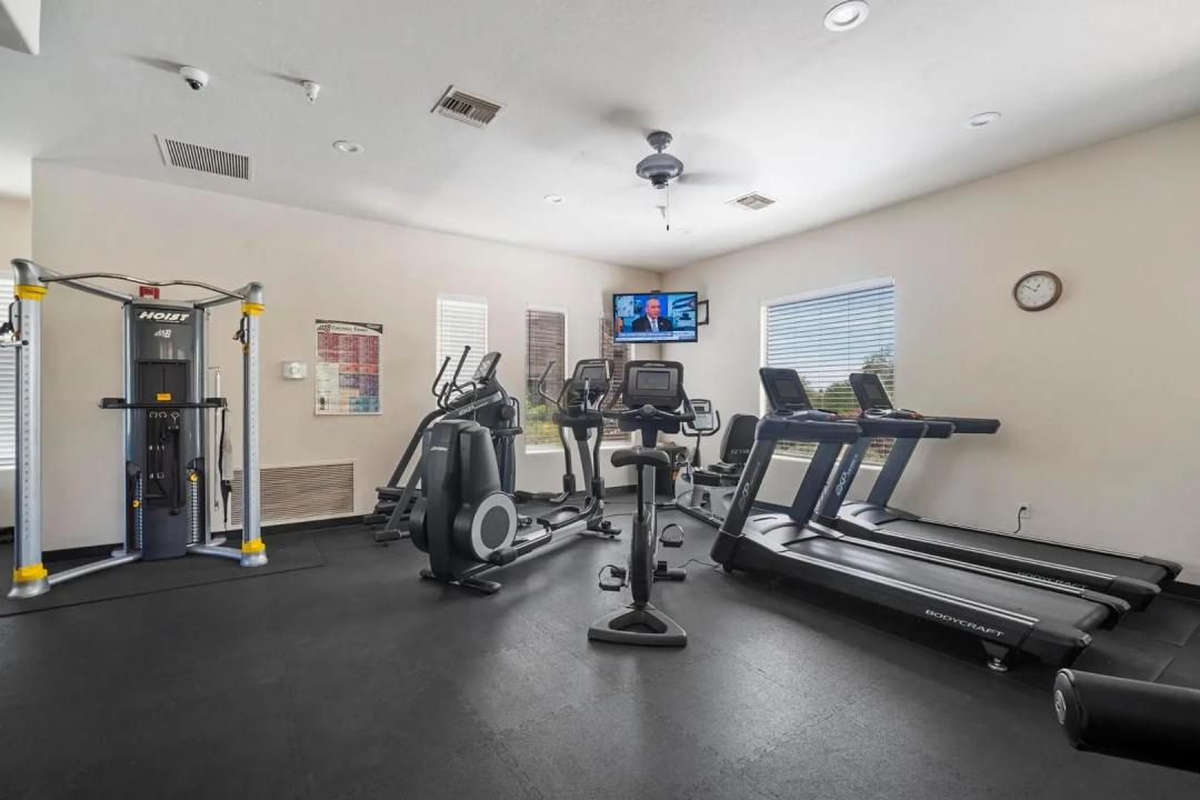 Real Estate Picture 44