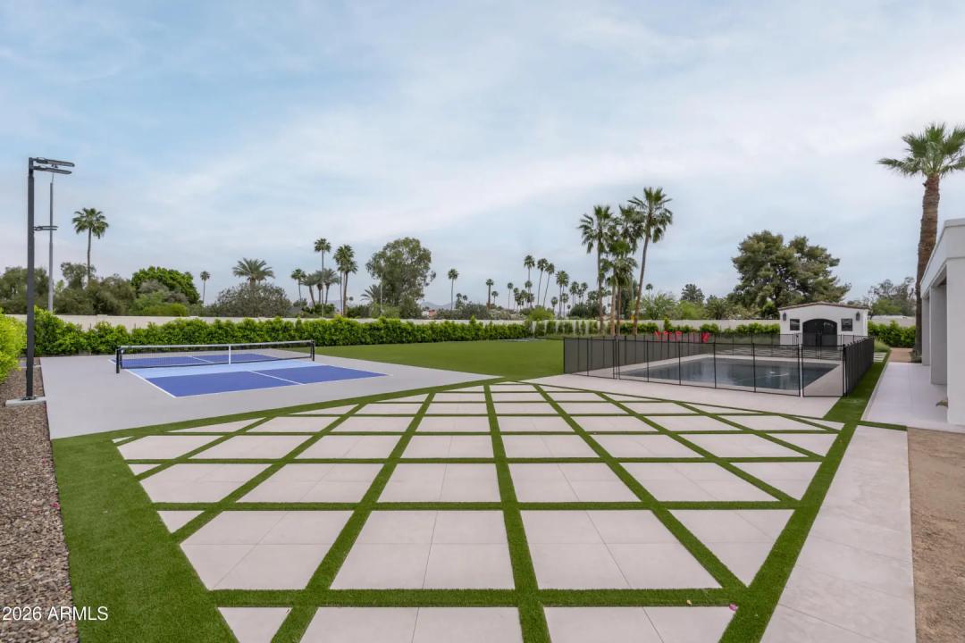 Real Estate Picture 49