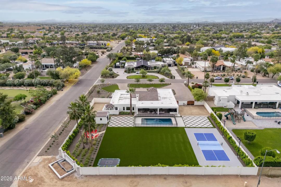 Real Estate Picture 66