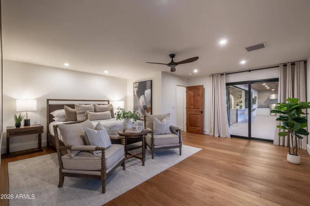 Real Estate Picture 23