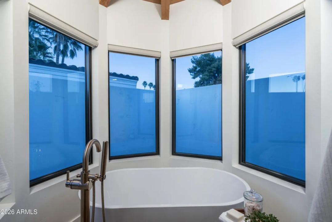 Real Estate Picture 32