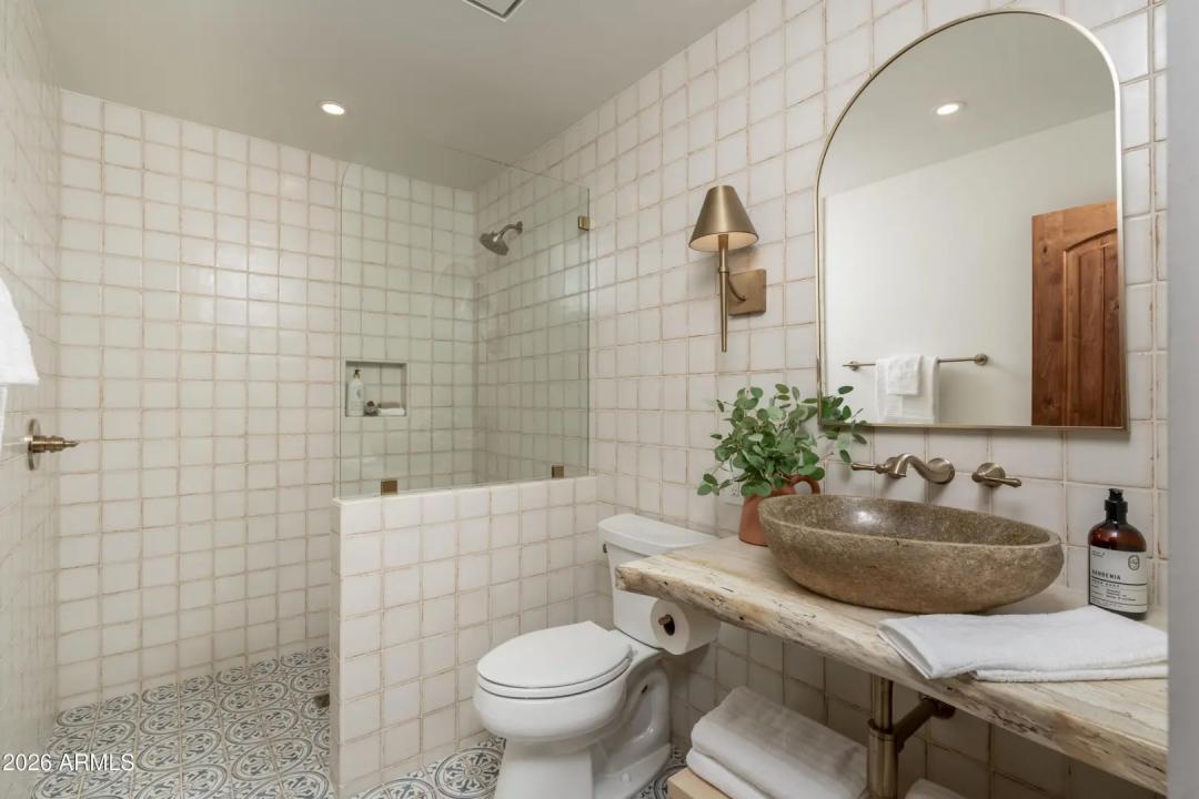 Real Estate Picture 21