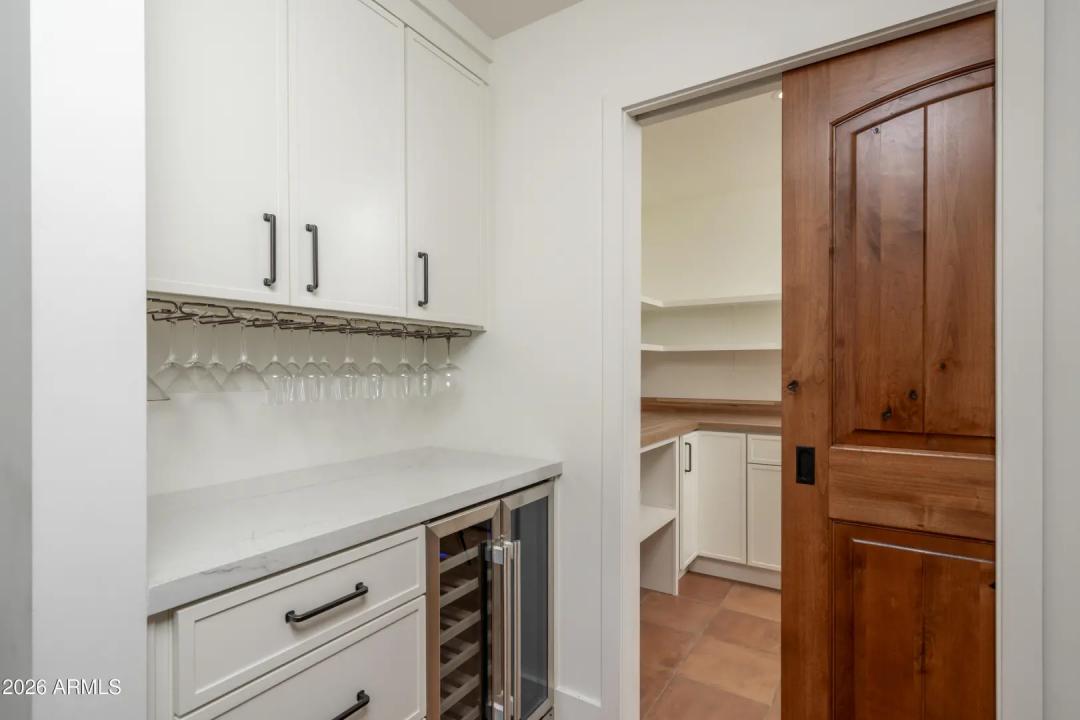 Real Estate Picture 19