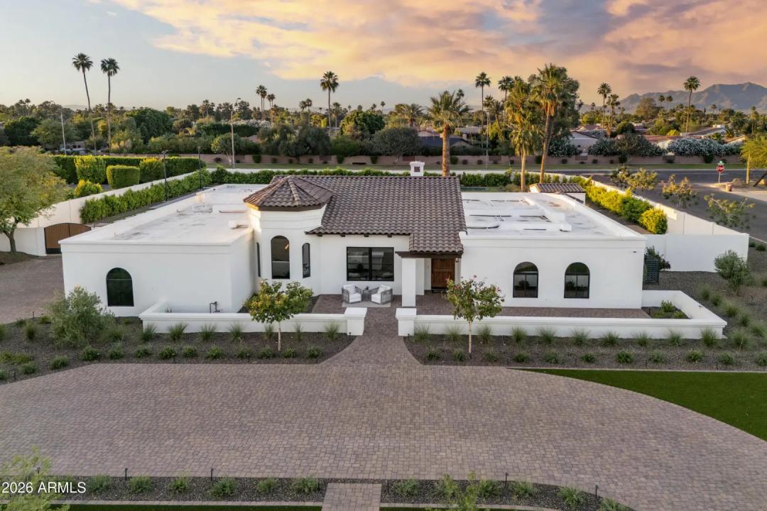 Real Estate Picture 2