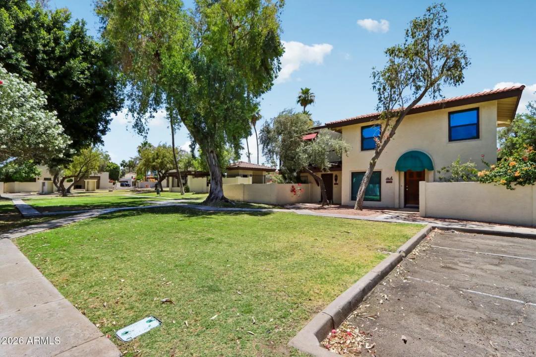 Real Estate Picture 36