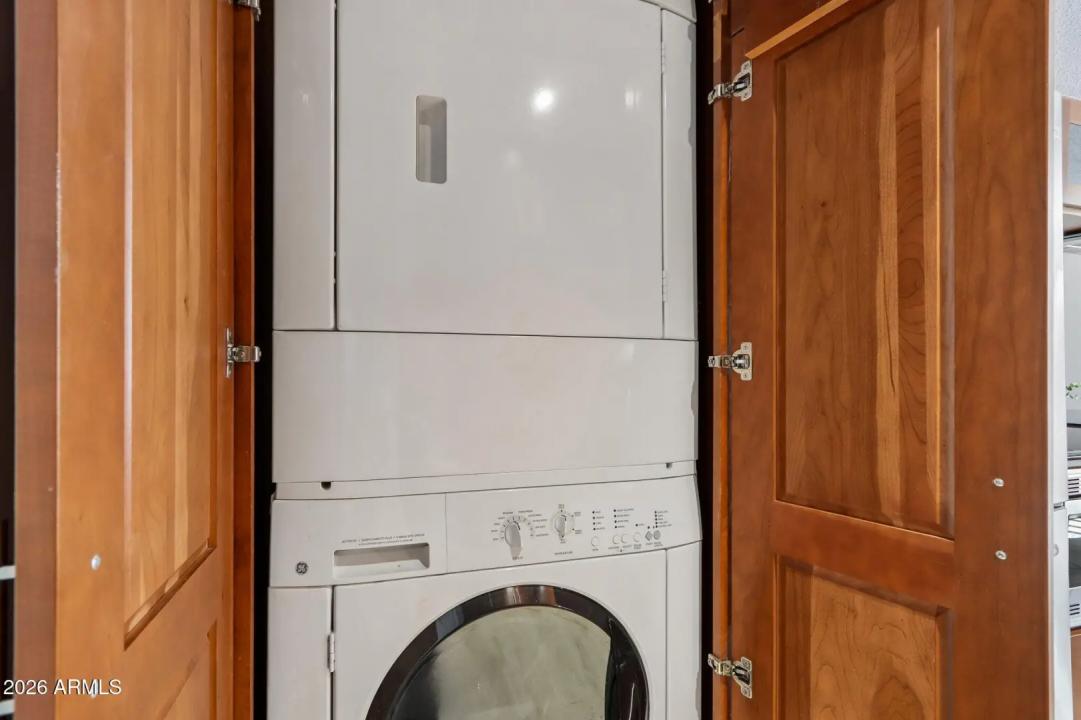 Real Estate Picture 13