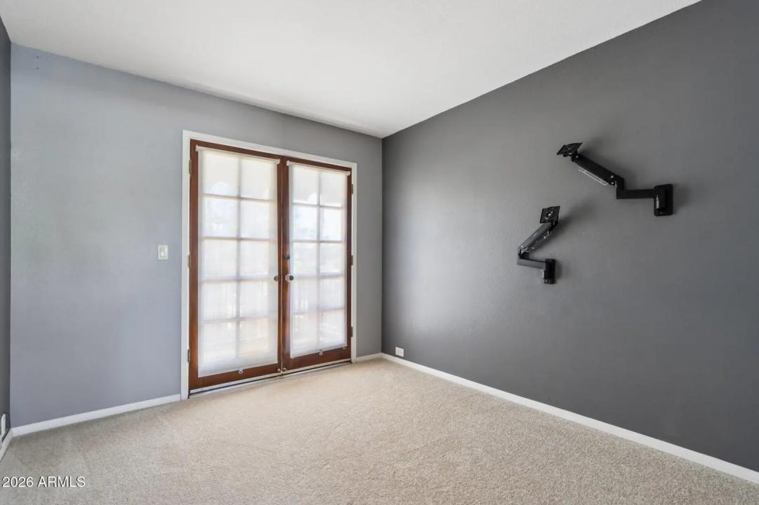 Real Estate Picture 21