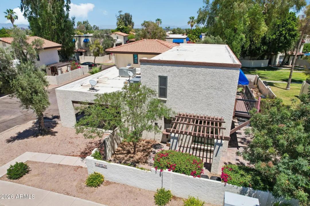 Real Estate Picture 27