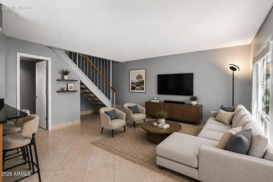 Real Estate Picture 12