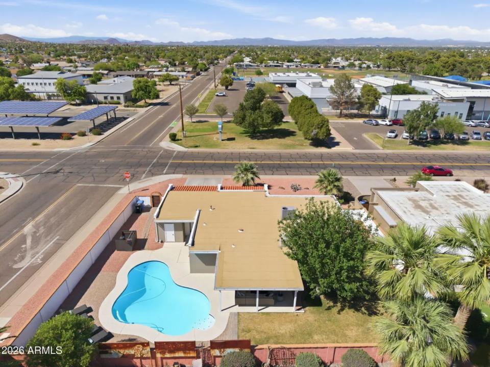 Real Estate Picture 38