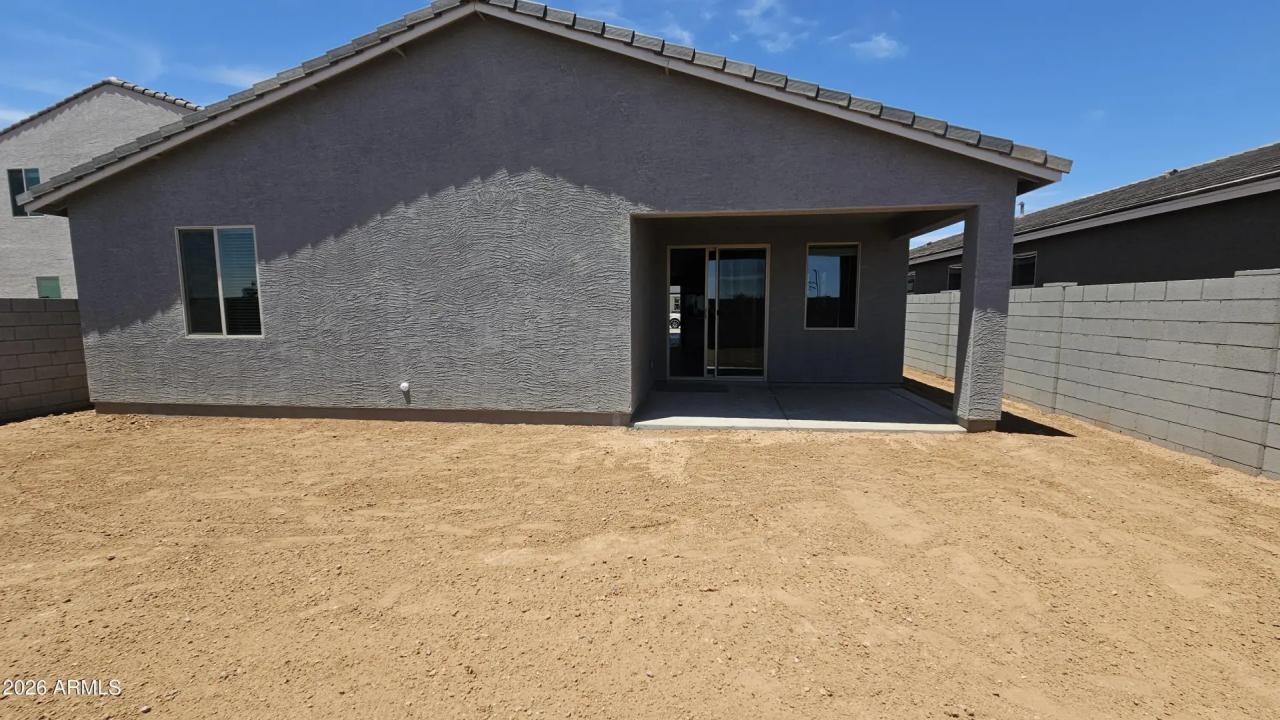 Real Estate Picture 12