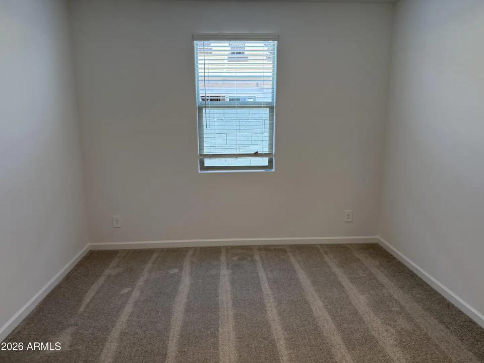 Real Estate Picture 7