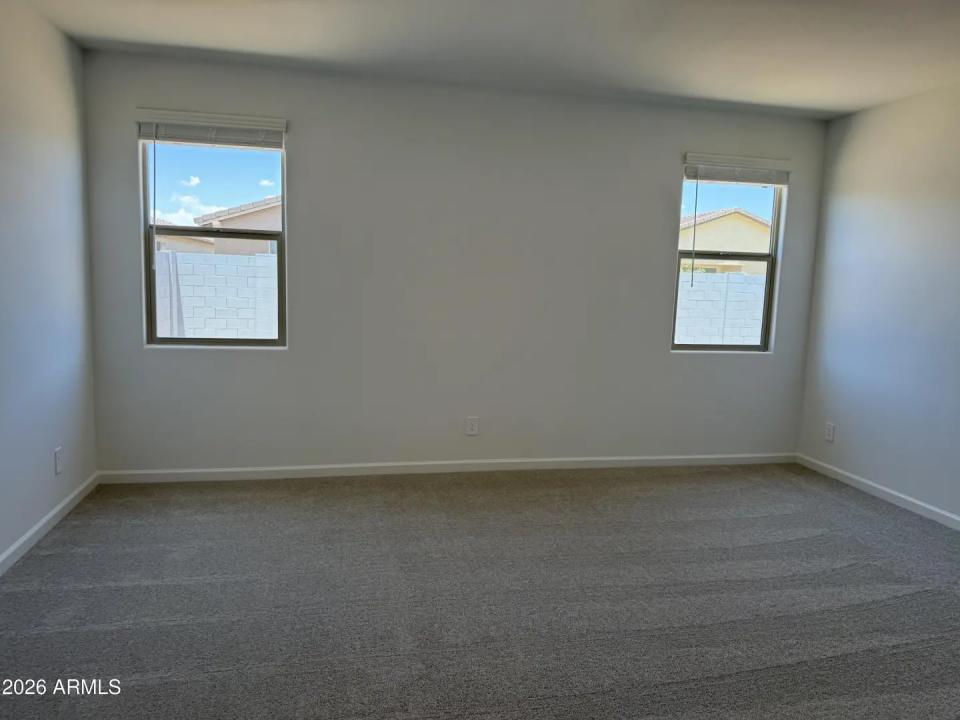 Real Estate Picture 8