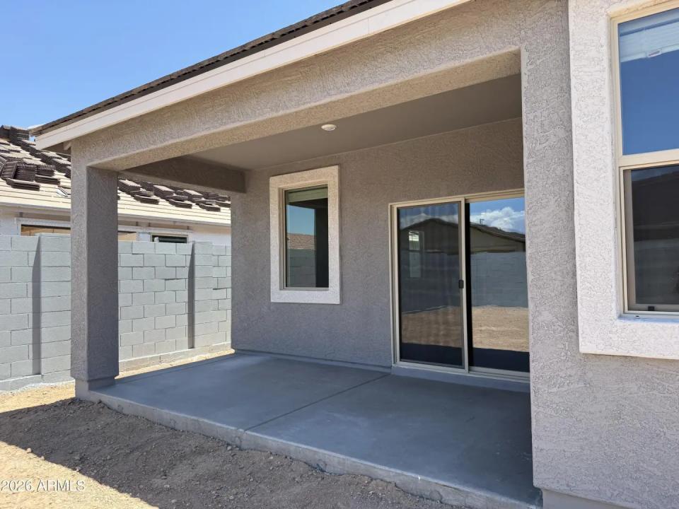 Real Estate Picture 10