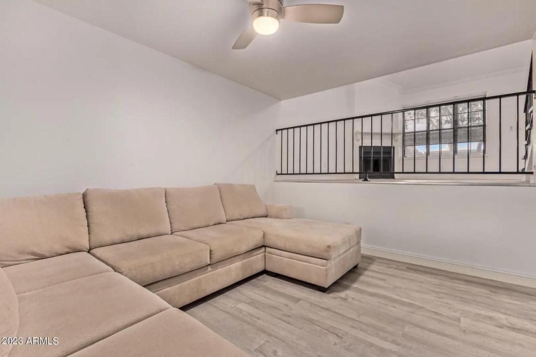 Real Estate Picture 13