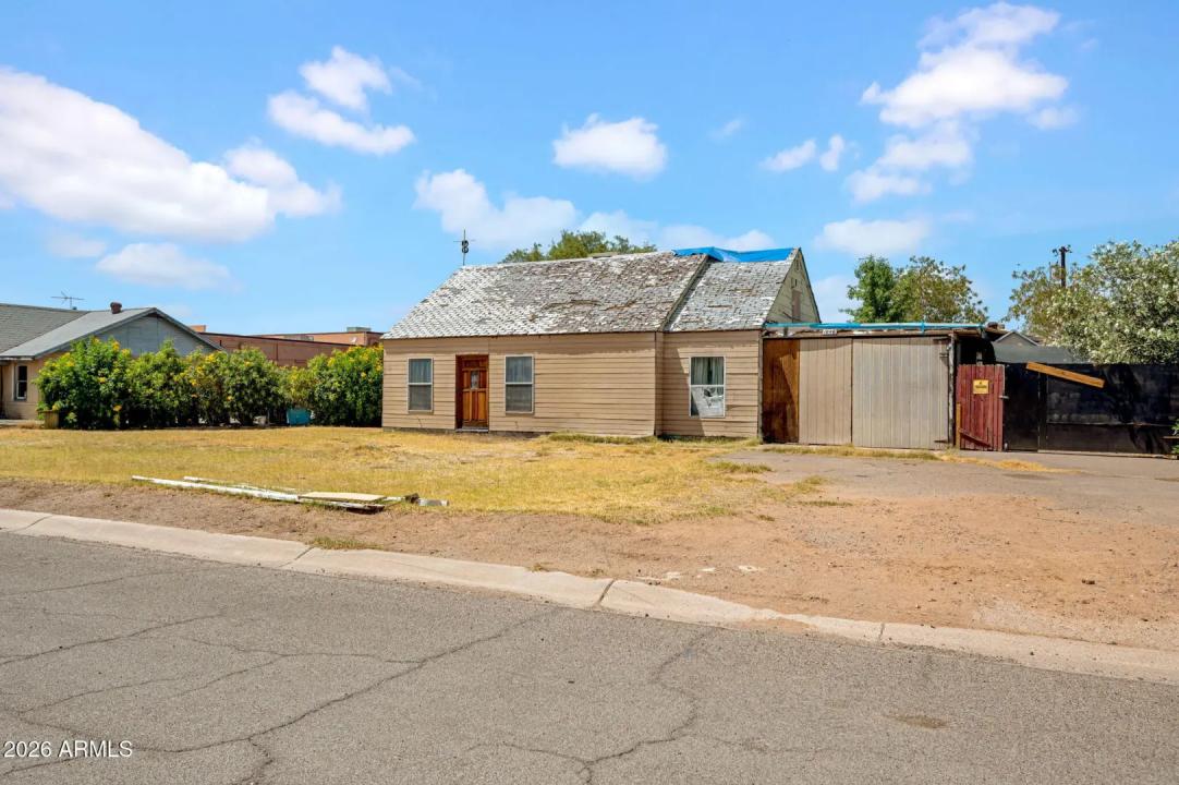 Real Estate Picture 2