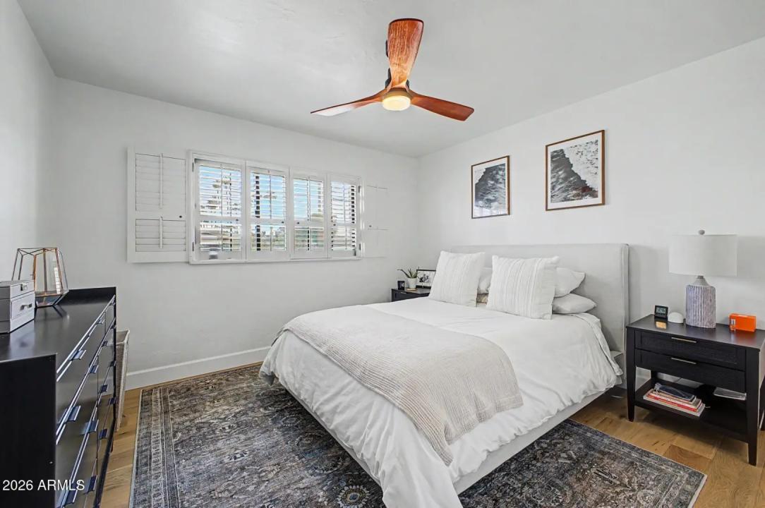 Real Estate Picture 26