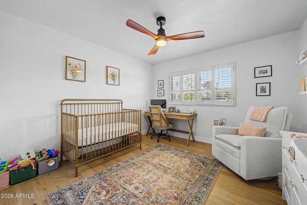 Real Estate Picture 29