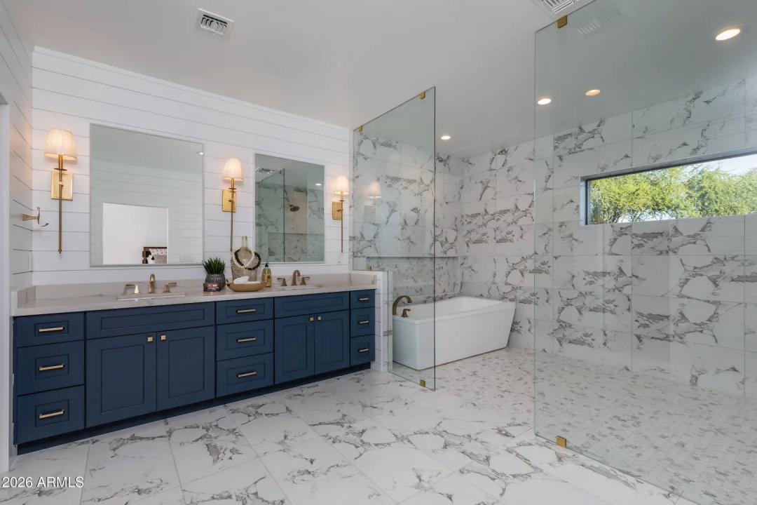 Real Estate Picture 20