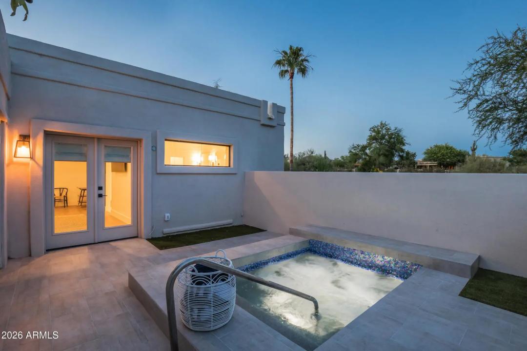 Real Estate Picture 19