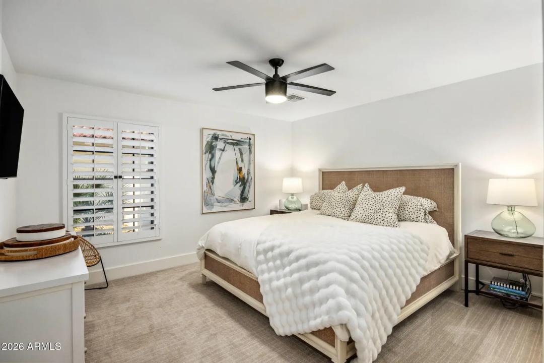 Real Estate Picture 15