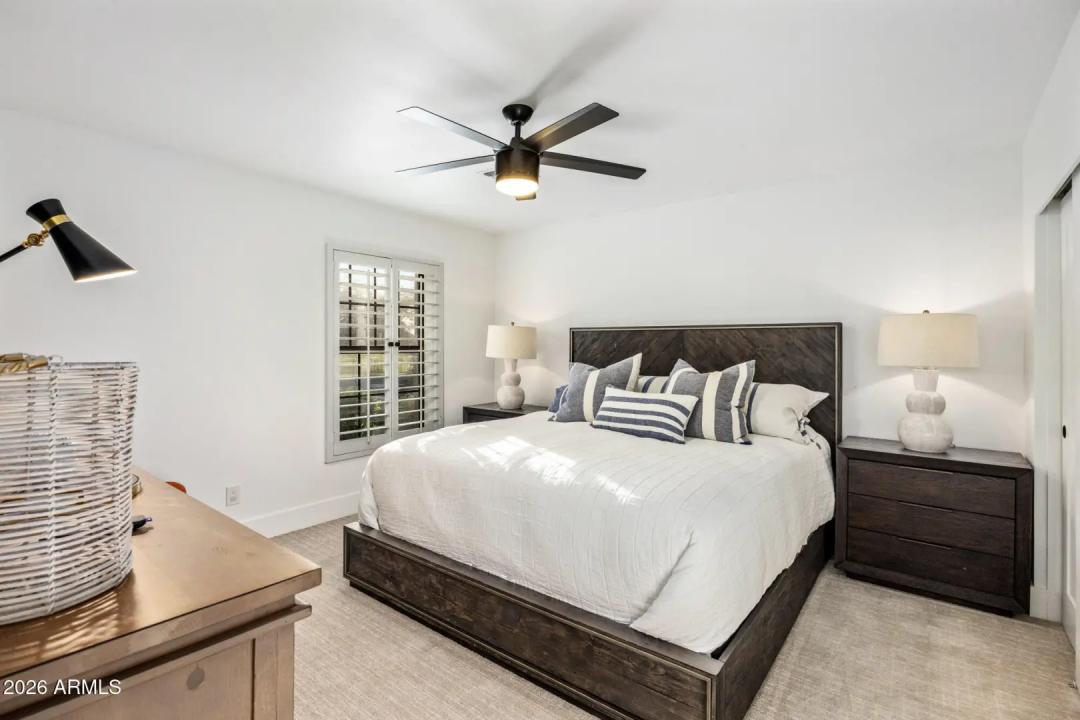 Real Estate Picture 16