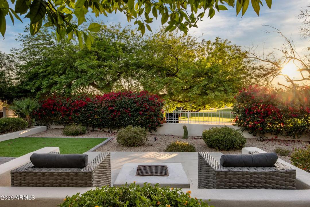 Real Estate Picture 37