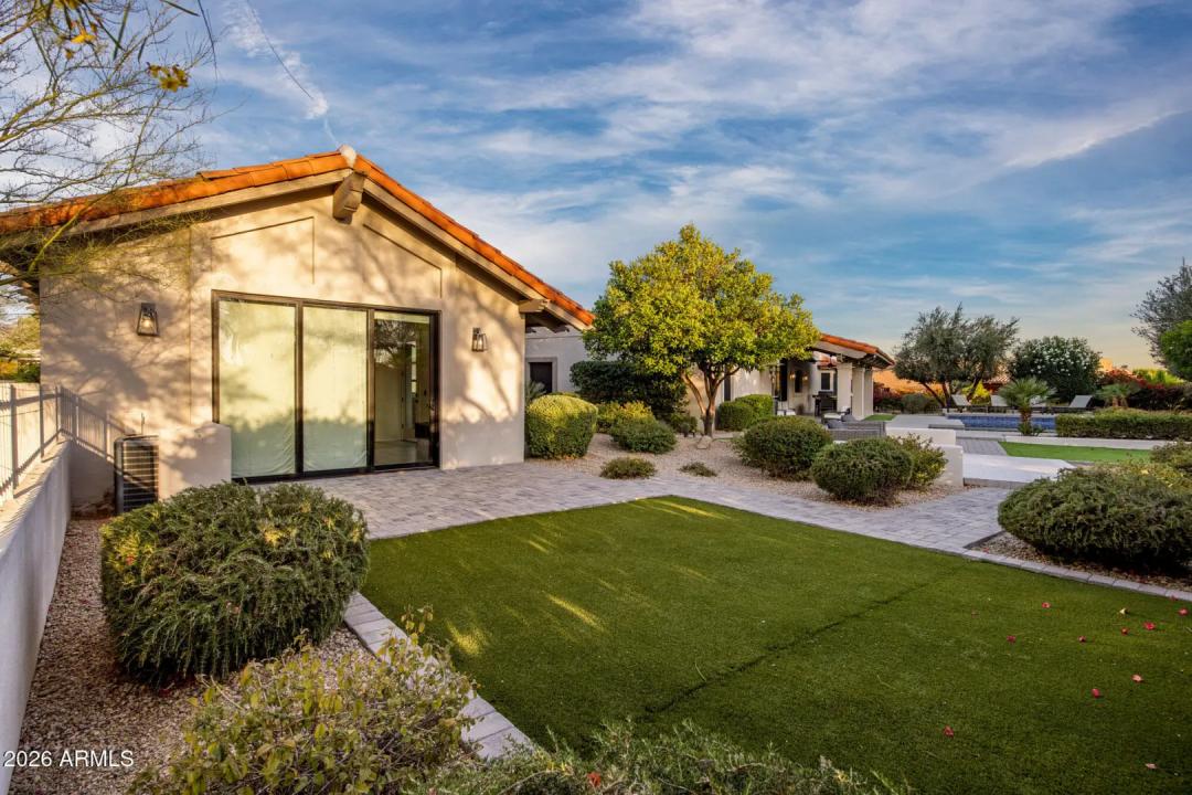 Real Estate Picture 38