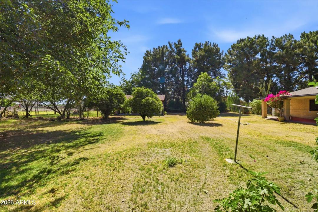 Real Estate Picture 28