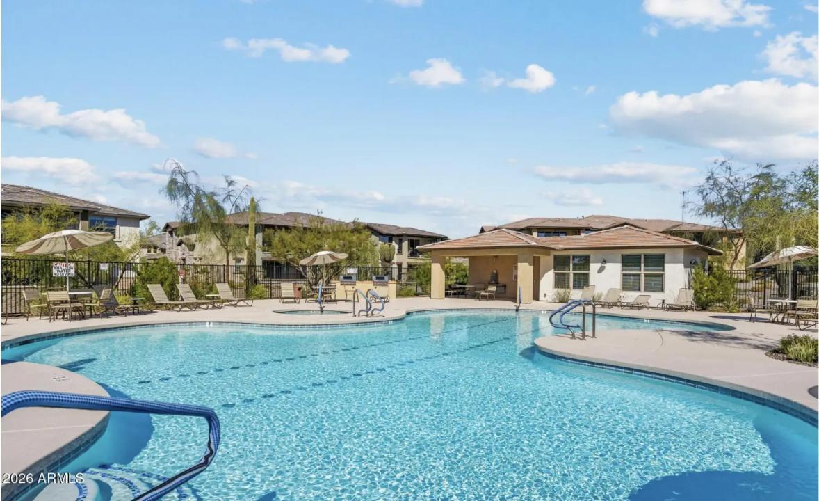 5100 E RANCHO PALOMA Drive 2072 Cave Creek AZ 85331