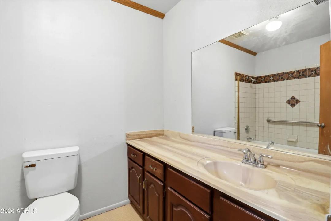 Real Estate Picture 36