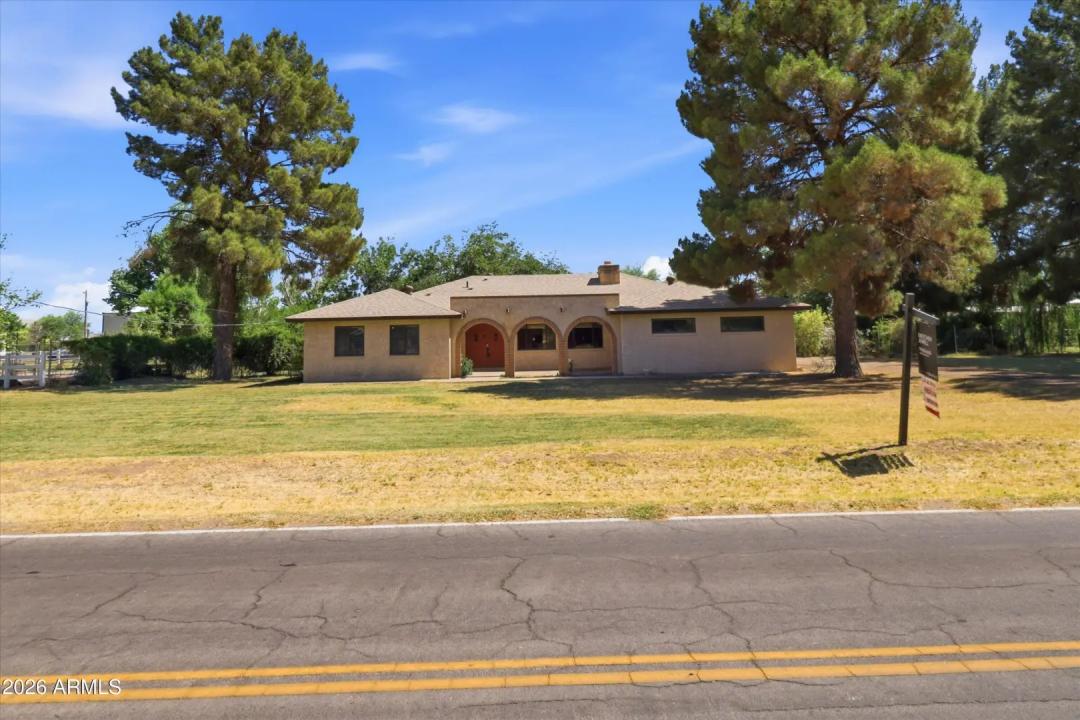 Real Estate Picture 19